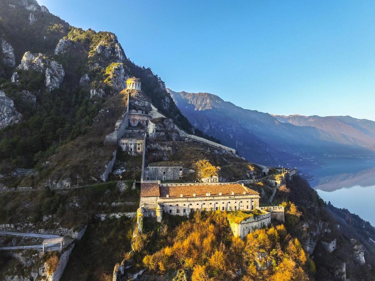 Rocca D'Anfo B&B-Apartments Lake View 외부 사진